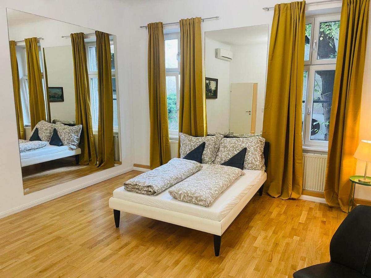 Direct Center-privat Rooms-5 Minutes Mariahilferstrasse * Wien