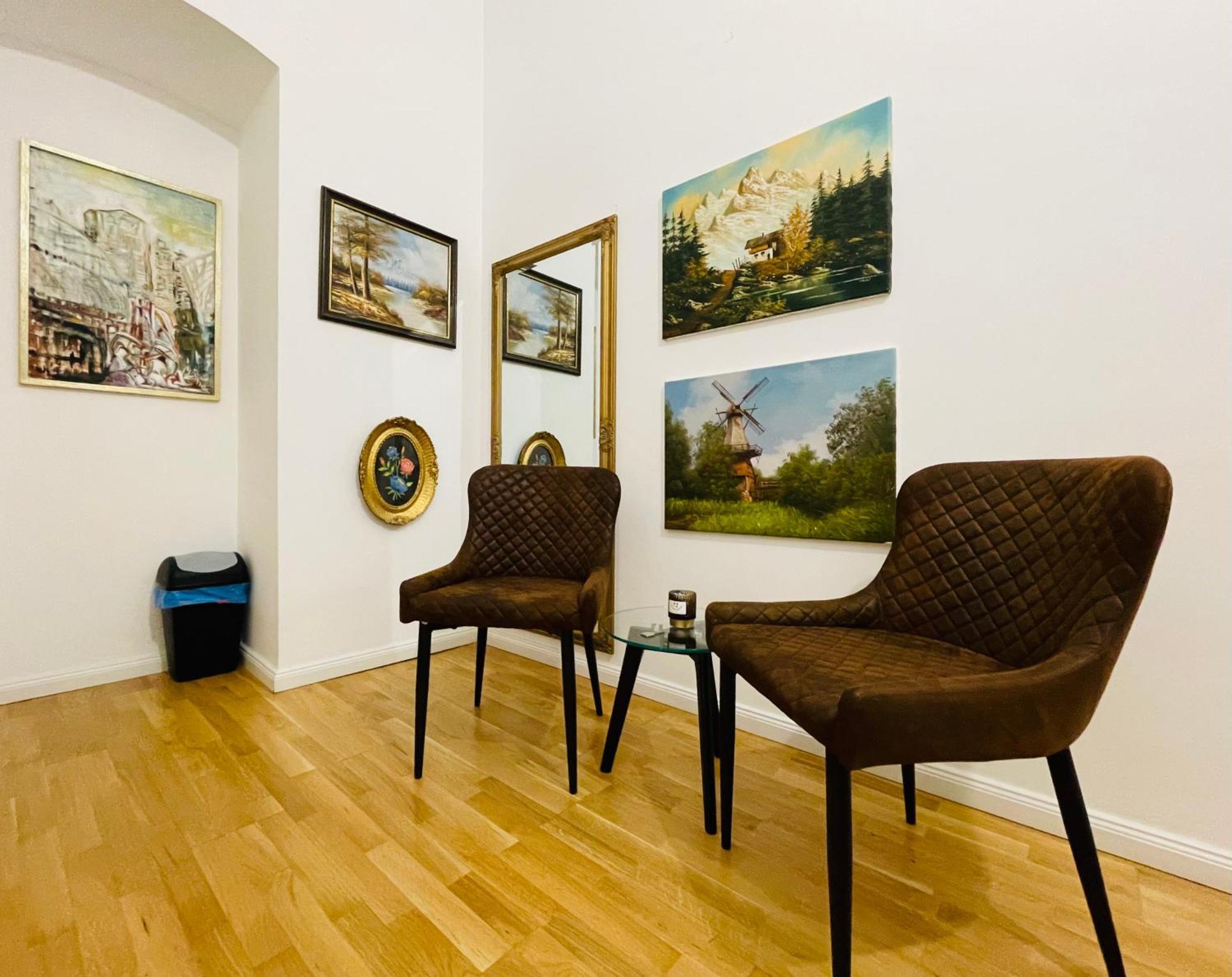 Direct Center-privat Rooms-5 Minutes Mariahilferstrasse * Wien